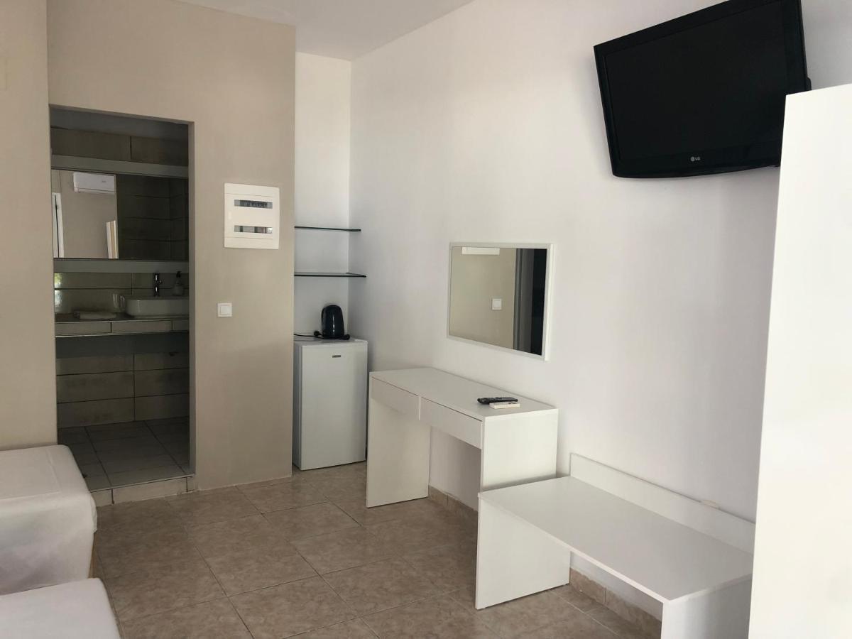 פליראקי Sotiris Rooms מראה חיצוני תמונה