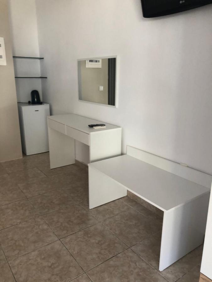 פליראקי Sotiris Rooms מראה חיצוני תמונה