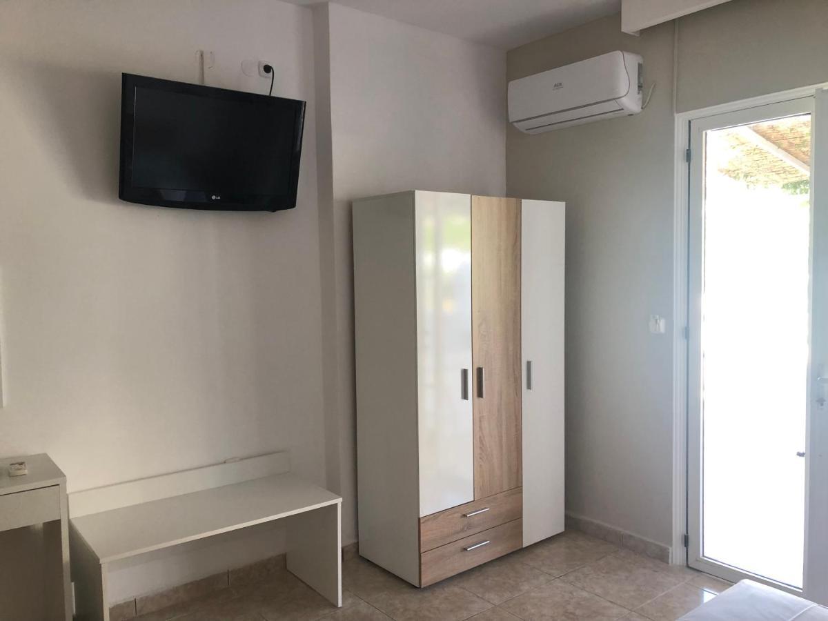 פליראקי Sotiris Rooms מראה חיצוני תמונה